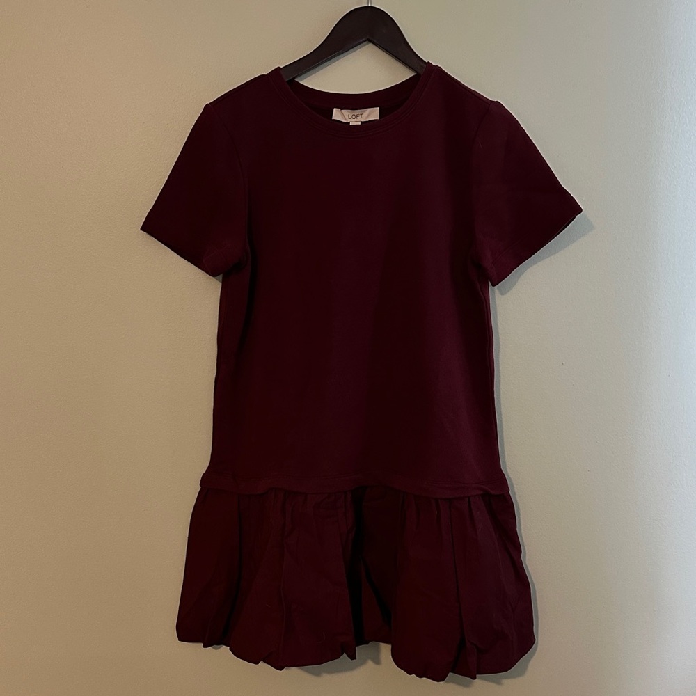 LOFT Burgundy Short Sleeve Dress